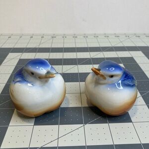 2 Vintage HENRIKSEN BLUEBIRD Blue Bird FIGURINES Porcelain
